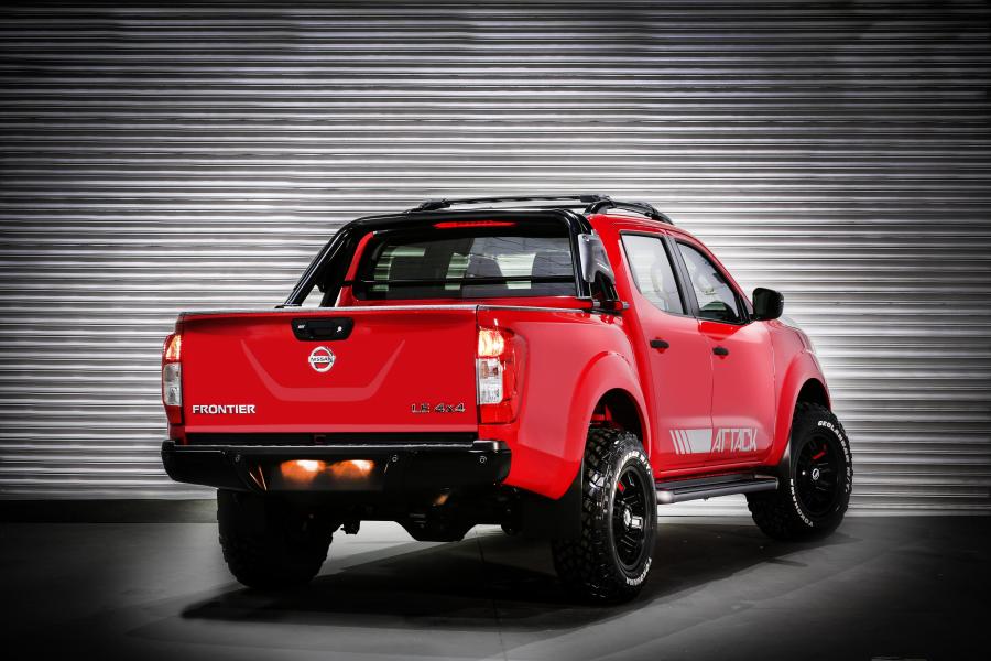  Nissan Frontier Attack Concept 2017 года  (фото 2 из 8)